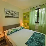 Bony Apartamento Baška